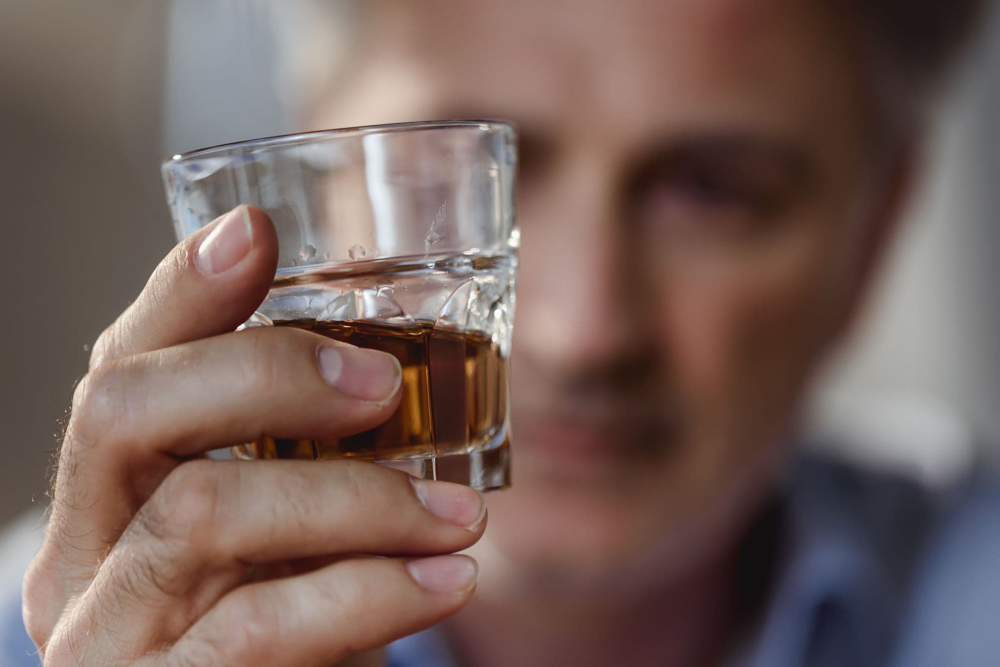 tratamiento-consumo-cocaina-alcohol-confidencial